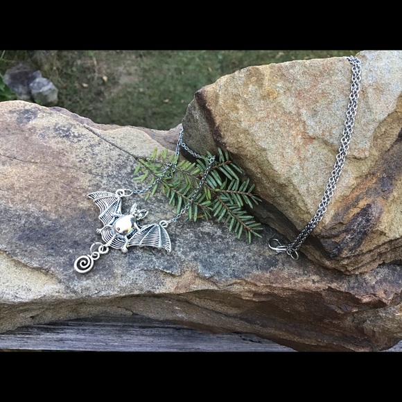 Silver bat necklace stainless chain long handmade - Picture 5 of 5